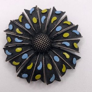 VNTG Alan J brooch